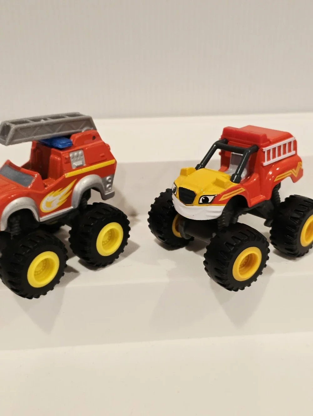 Blaze and the Monster Machines Diecast Rescue Series Set